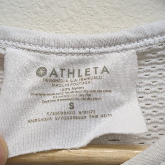 Athleta white seamless tee size Small - Picture 3 of 4